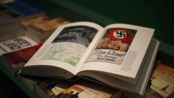 Il Mein Kampf di Hitler torna in libreria in Germania dopo 70 anni