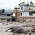 Disastro fra Nepal e Tibet: i morti sono 702, più di tremila i dispersi. Danni per oltre 5 miliardi