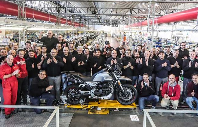Moto Guzzi V85 TT, al via la produzione