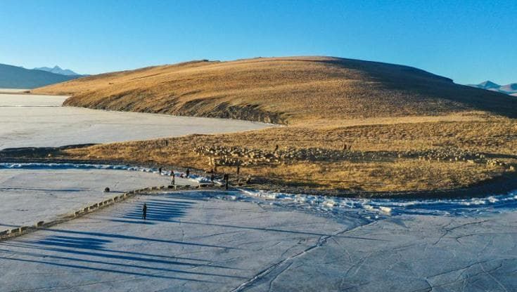 Tibet, bastano 2°C in più per aumentare le emissioni dal permafrost dell’80%