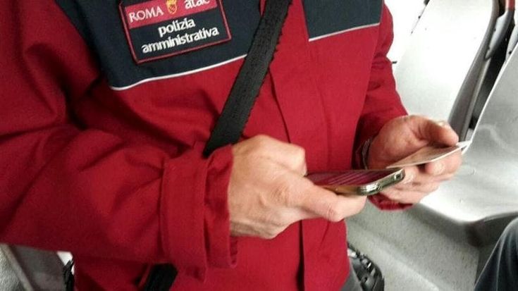 Atac, così il supervisore assenteista evitava i controlli in metropolitana