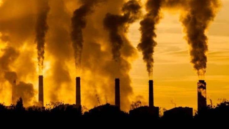 "Giustizia climatica", denunciata la connivenza tra alcuni governi e l'industria dei combustibili fossili