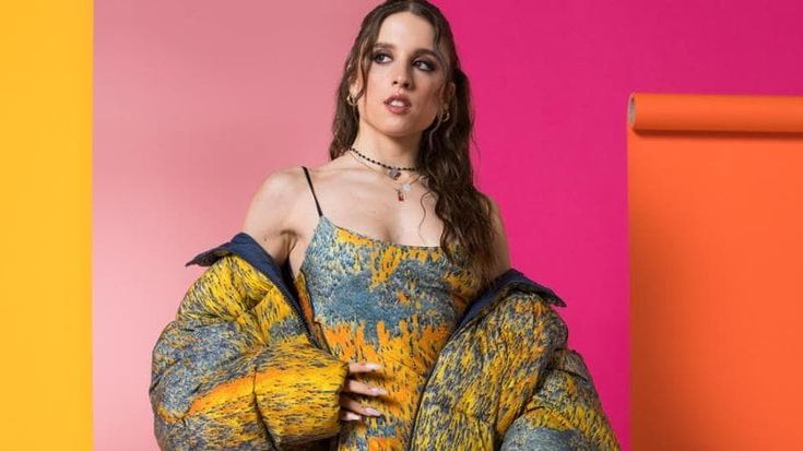 Eurovision 2024, abbiamo visto le prove della seconda semifinale: la battuta sulla pizza, la minigonna di Nemo, il musicista di Joost vestito da gallina