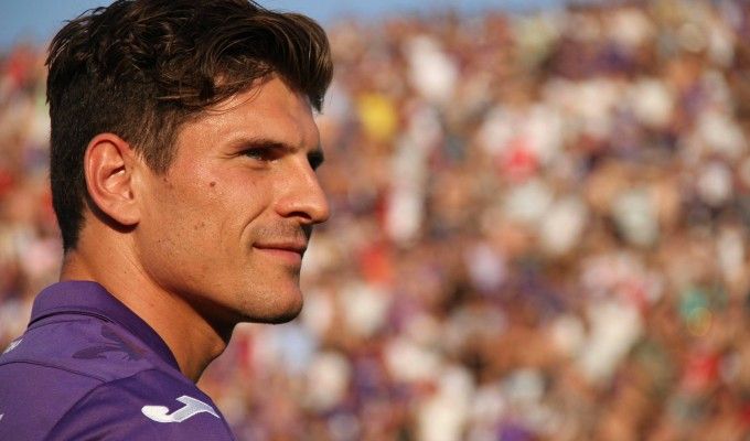 Fiorentina, Gomez rassicura: "Il ginocchio &egrave; guarito, spero di rientrare presto"