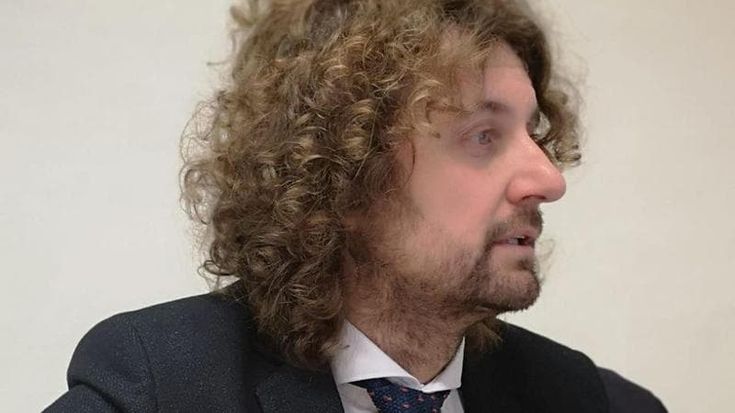 Scontro in Comune a Bari, Lacarra chiede un assessorato, in pole Cavone. Leccese prepara il rimpasto