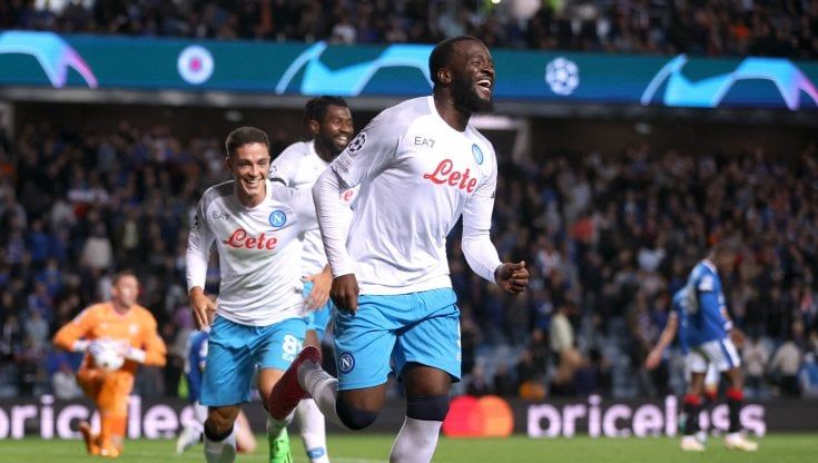 Rangers-Napoli 0-3: Politano, Raspadori e Ndombele fanno volare gli azzurri