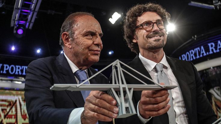Il senso di Toninelli per le gaffe