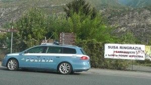 Tav, imbrattato lo striscione<br />pro carabinieri e polizia