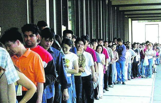 Finte assunzioni per i permessi di soggiorno. Denunciati in 27