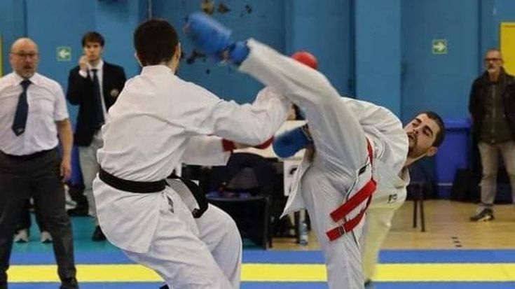 Karateka a processo per le botte alla ex teneva corsi a scuola contro la violenza