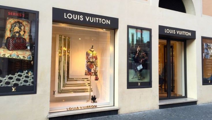 Rubava borse Vuitton e accessori Apple: arrestato il fratello di Lores Varela del Siena