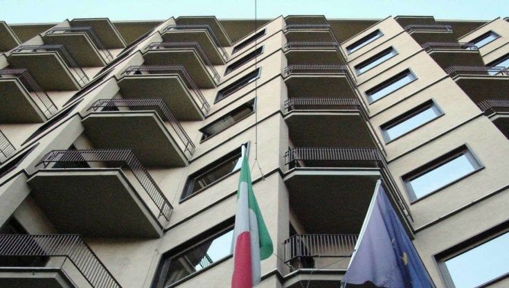Guerra del Palace Hotel, il giudice dà ragione a Di Cagno Abbrescia: "Affitto da 1,5 milioni l'anno pagato in ritardo"