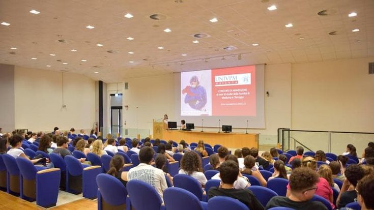 Medicina a Tirana, dietrofront di Tor Vergata: gli studenti pagheranno le stesse tasse di Roma