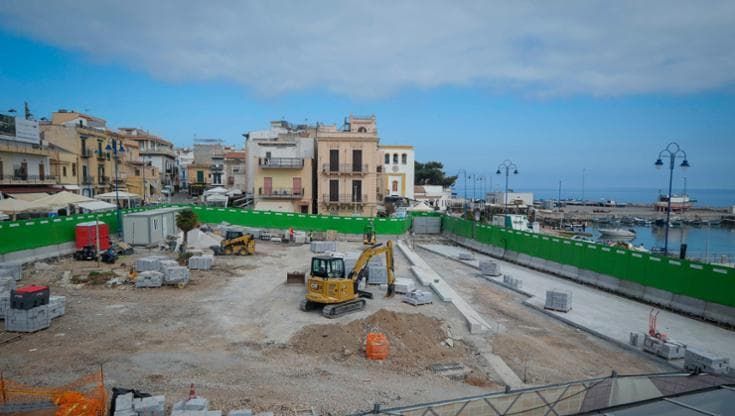 Cambia il cantiere di piazza Mondello: fino al 15 maggio lavori su tutta l’area