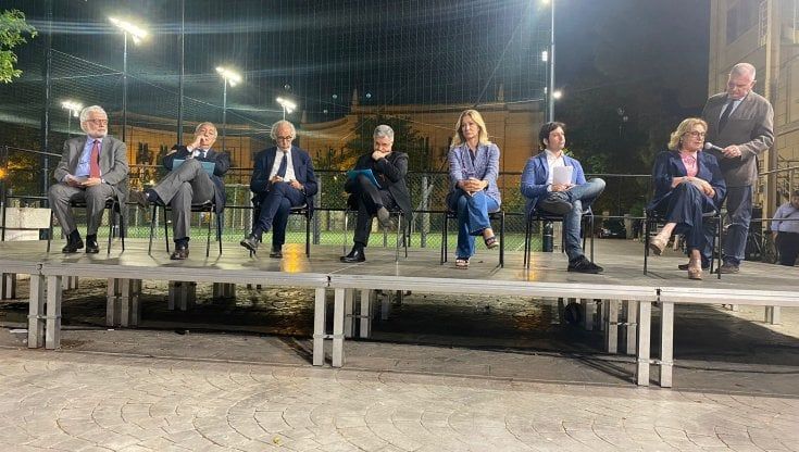 Palermo, il vescovo Lorefice ai candidati: "Dite no alla mafia e attenti a chi vi mettete accanto"