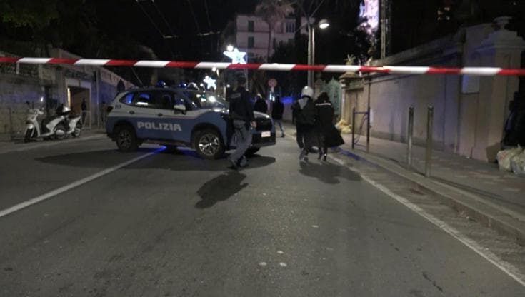 Allarme bomba a Sanremo, i testimoni: "Eravamo a cena, la polizia ci ha chiesto di lasciare la sala"