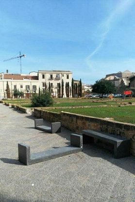 Palermo: vandalizzate le panchine di piazza Magione