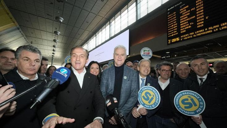 Forza Italia sul treno per Milano: “Il sì corona il sogno di Berlusconi”