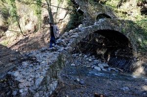Montemarcello, ragazza<br />vola per 40 metri: &egrave; suicidio