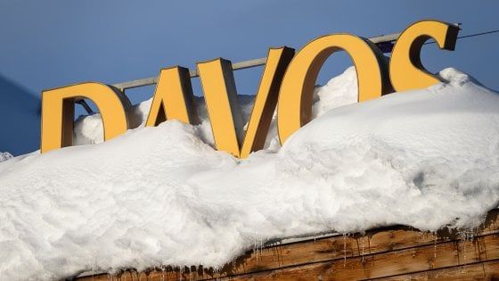 Parte Davos, Oxfam denuncia: "Diseguaglianze in crescita per colpa delle tasse"