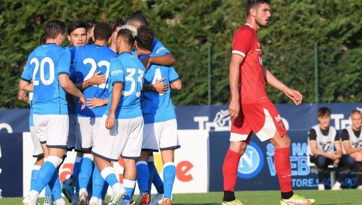 Napoli, poker al Perugia: Kvaratskhelia convince ancora