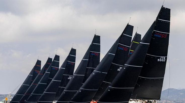 È sempre grande vela a Napoli: al via il mondiale Swan 50 con Paul Cayard