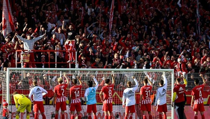 L'Union Berlino non trema: batte il Wolfsburg e si riprende la vetta della Bundesliga