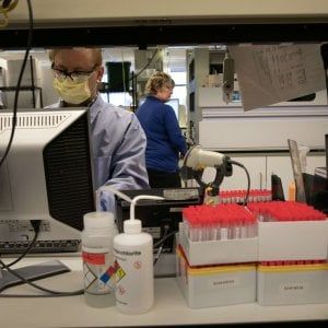Coronavirus, Sassari: la comunità cinese dona kit per diagnosi rapide