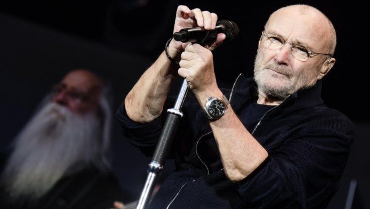 Phil Collins si ritira: "Il concerto con i Genesis è stato l'ultimo della mia vita"