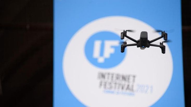 Pisa, nell’ultimo giorno di Internet Festival l’incontro fra IA e questioni di genere