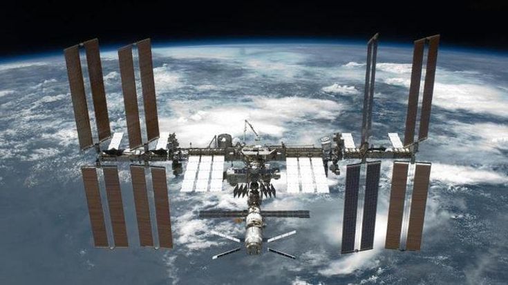Coltivare vegetali nello spazio, nella start up genovese anche il primo astronauta italiano Franco Malerba