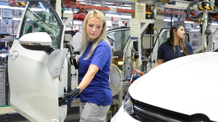 Volkswagen raddoppia i tagli: 100mila posti e quattro stabilimenti tedeschi a rischio