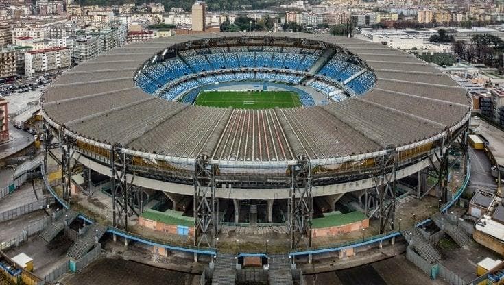 Stadio, indagato De Laurentiis. Manfredi: "Lavori abusivi, tutto parte da esposto di un privato”