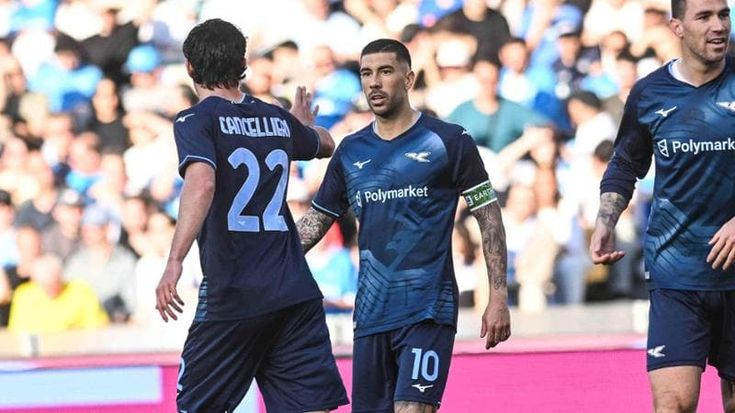 Lazio perfetta a Napoli Sarri applaude i suoi “Pronti per Bergamo”