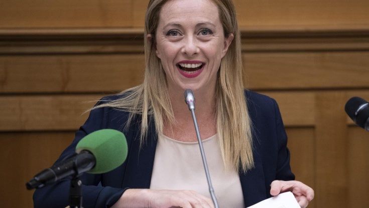 Sondaggi, Fratelli d'Italia supera il Partito democratico e si avvicina alla Lega