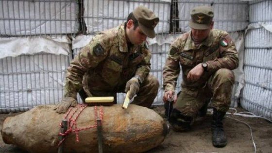 Battipaglia, bomba day: allestiti i campi di accoglienza. 550 volontari impegnati