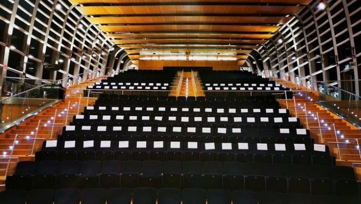 L'Auditorium di Bagnoli riapre dopo 12 anni. Uto Ughi: "Importante aprire spazi musicali, suono Vivaldi"