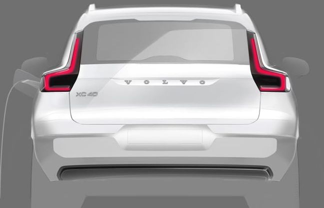 Volvo XC40, meno motore più spazio