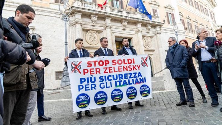 Gli strani scissionisti soccorrono il governo