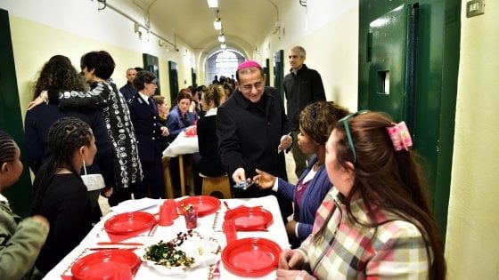 L'invito di Natale dell'arcivescovo di Milano: "Diamo casa e speranza ai bambini, i profeti arrabbiati voce nel deserto"