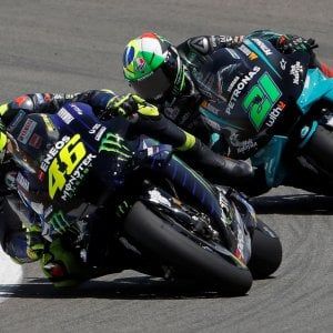 MotoGp, Jerez: super Valentino Rossi, è terzo dopo Quartararo e Vinales. Poi lo sfogo: "La Yamaha deve credere di più in me"