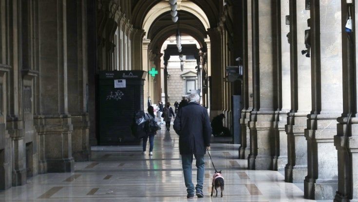 Commercio in crisi e crollo dei consumi a Firenze: -42,8%