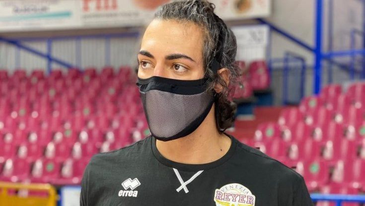 Fare sport con la mascherina? Adesso si può