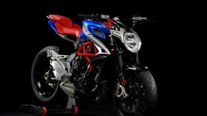 MV Agusta Brutale 800 America, omaggio alla tradizione