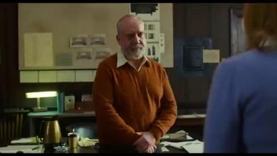 "The debut", Julianne Moore e Paul Giamatti nel nuovo film di Jesse Eisenberg - trailer