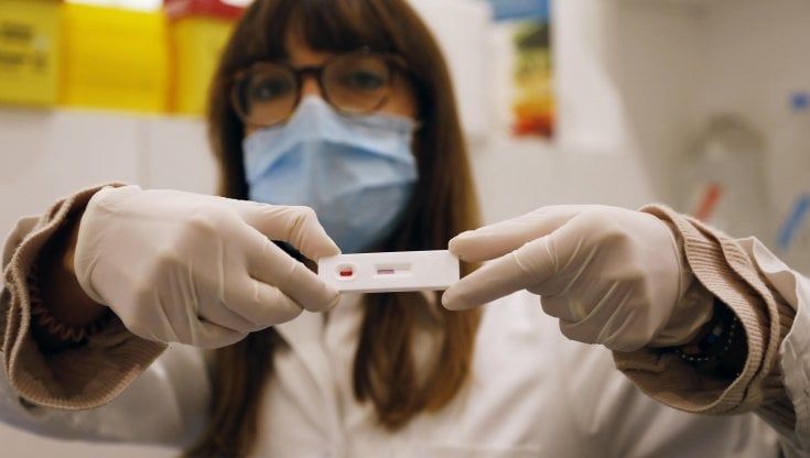 Oltre 18mila test sierologici fatti nelle farmacie in Emilia Romagna