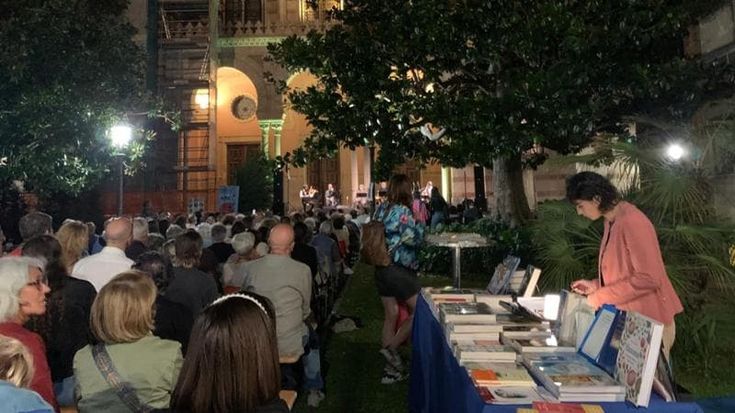 Musica, idee e cucina torna Balagàn Cafè: “Parliamo di pace”