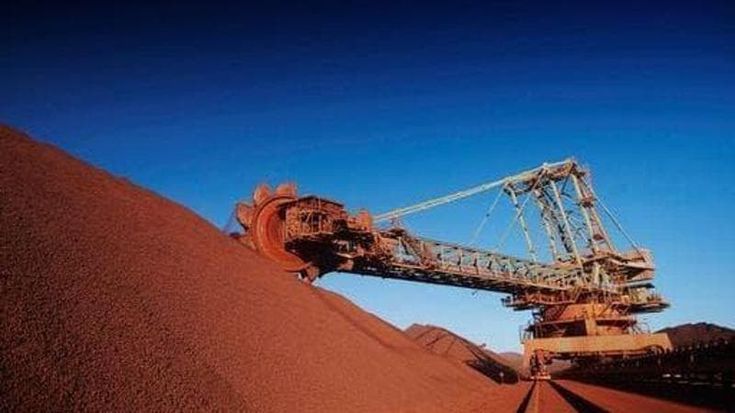 Tutti pazzi per l’uranio: le quotazioni ai massimi da 12 anni con il rilancio delle piccole centrali atomiche