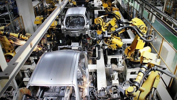 Allarme Covid, Suzuki in India ferma le fabbriche per produrre ossigeno