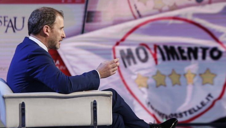 M5S e l'addio di Casaleggio, la penosa fine di un imbroglio spacciato per democrazia